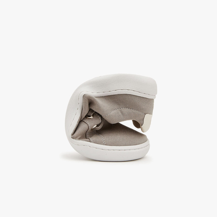 The Women's Everyday Sneaker | Gen 3 in Cotton Canvas