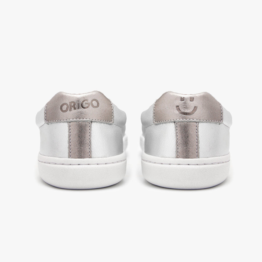 The Everyday Sneaker for Women | Gen 3 in Natural Leather