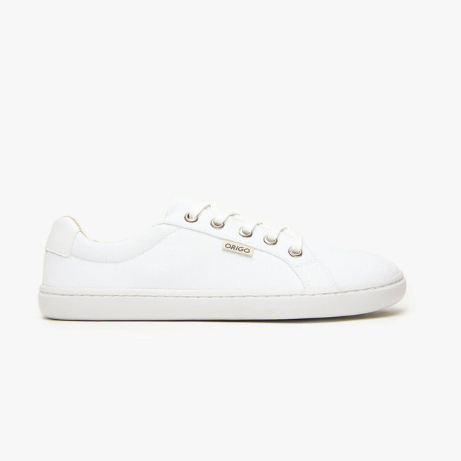 The Women's Everyday Sneaker | Gen 3 in Cotton Canvas