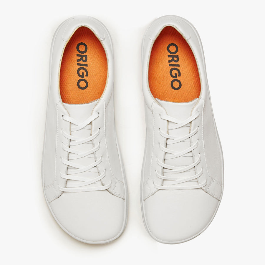 The Men's Everyday Sneaker | Gen 3 in Natural Leather