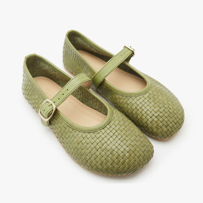 The Intreccio Mary Jane Color barefoot flat Light Olive in a white background 2