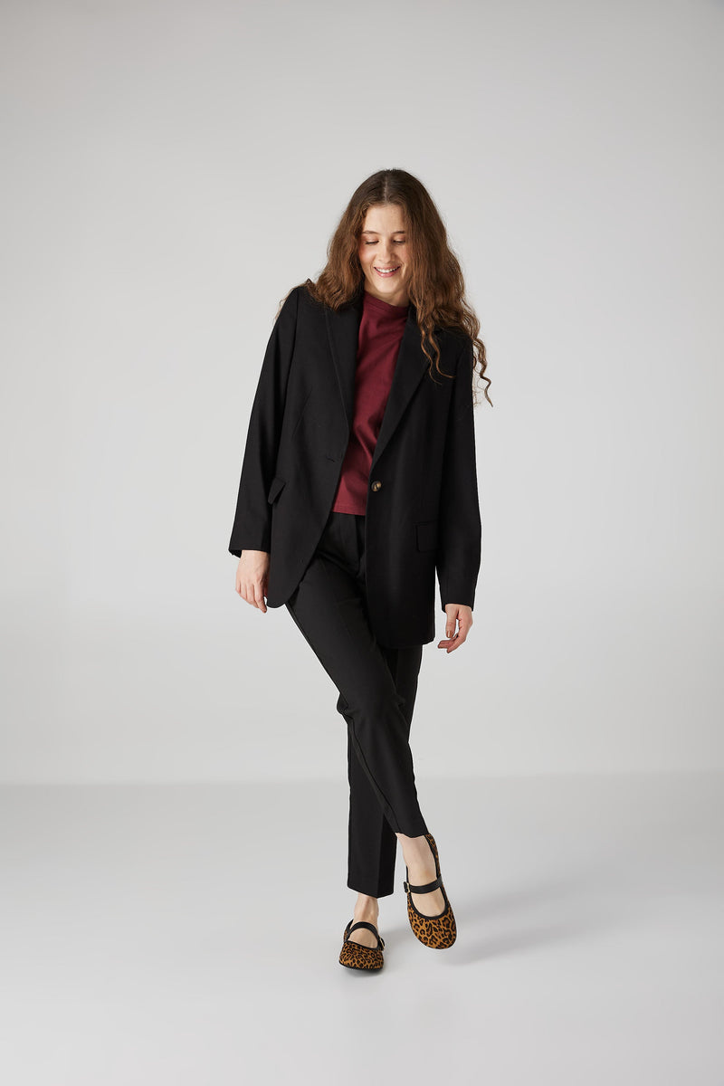 Dressy Barefoot Shoes: Stylish Comfort for Men & Women