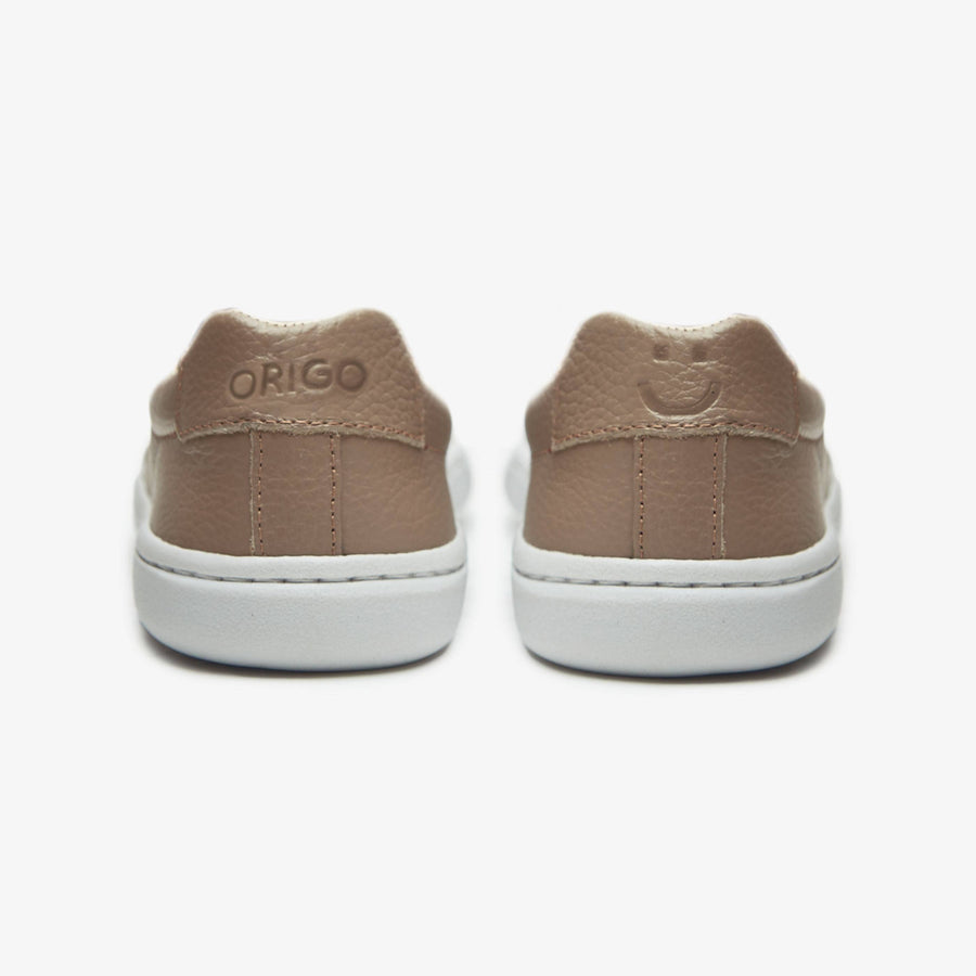 The Everyday Sneaker for Women | Gen 3 in Natural Leather