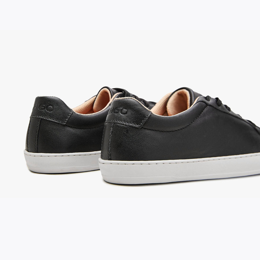 The Women's Everyday Sneaker in black natural leather - Origo barefoot shoes