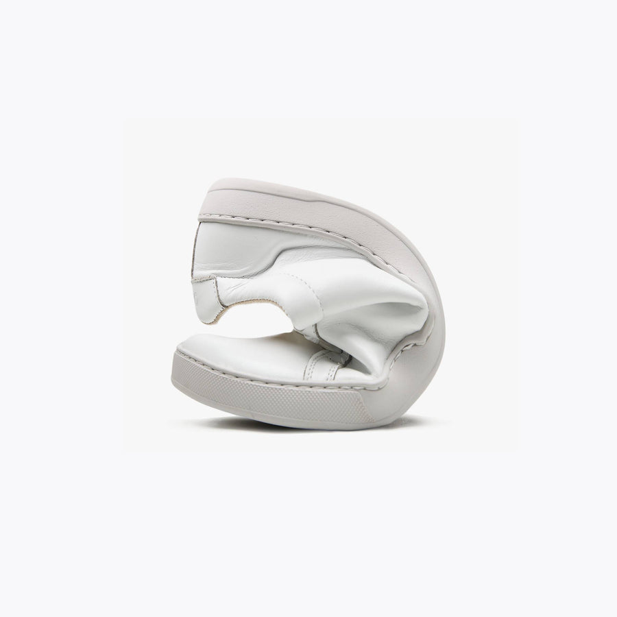 The Men's Everyday Sneaker in white natural leather - Origo barefoot shoes