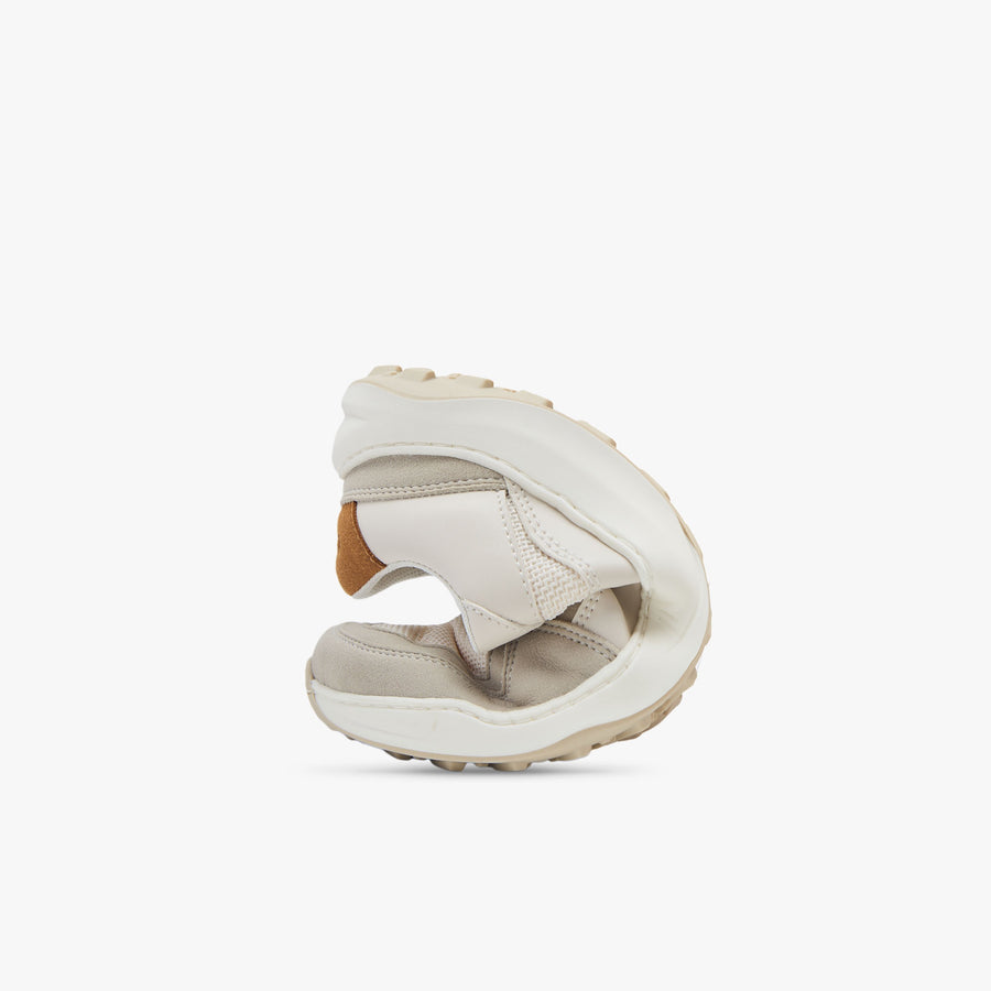 Origo Women's City Sneaker, Oat - view 2
