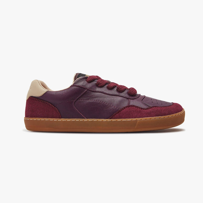 The Women's Modern Retro Sneaker