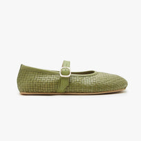 The Intreccio Mary Jane Color barefoot flat Light Olive in a white background 4